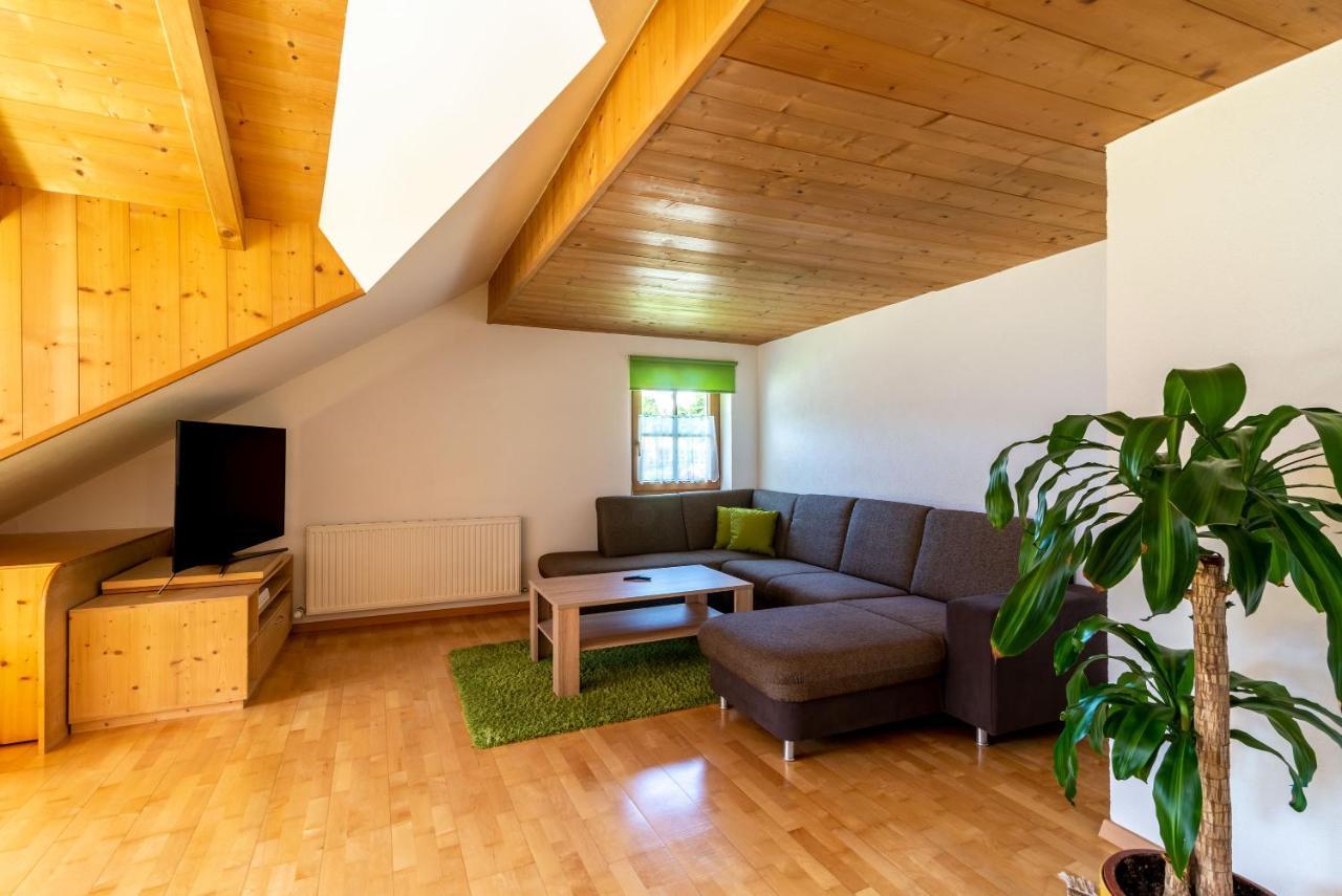 Haus St. Bernard Apartment Pettneu am Arlberg Exterior photo